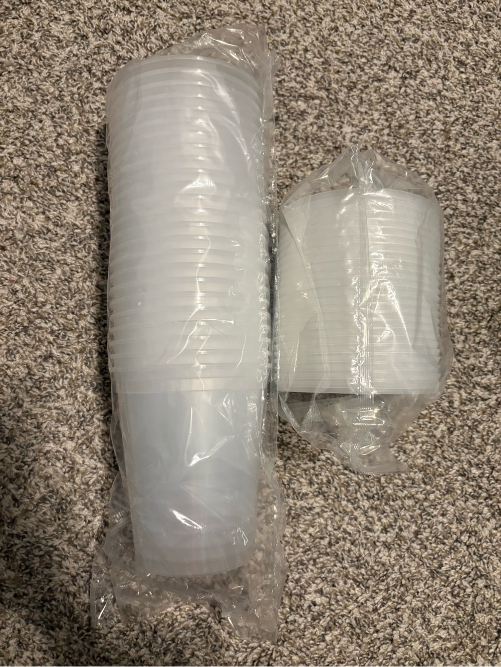 Deli containers with lids  32 oz. set of 24 containers.